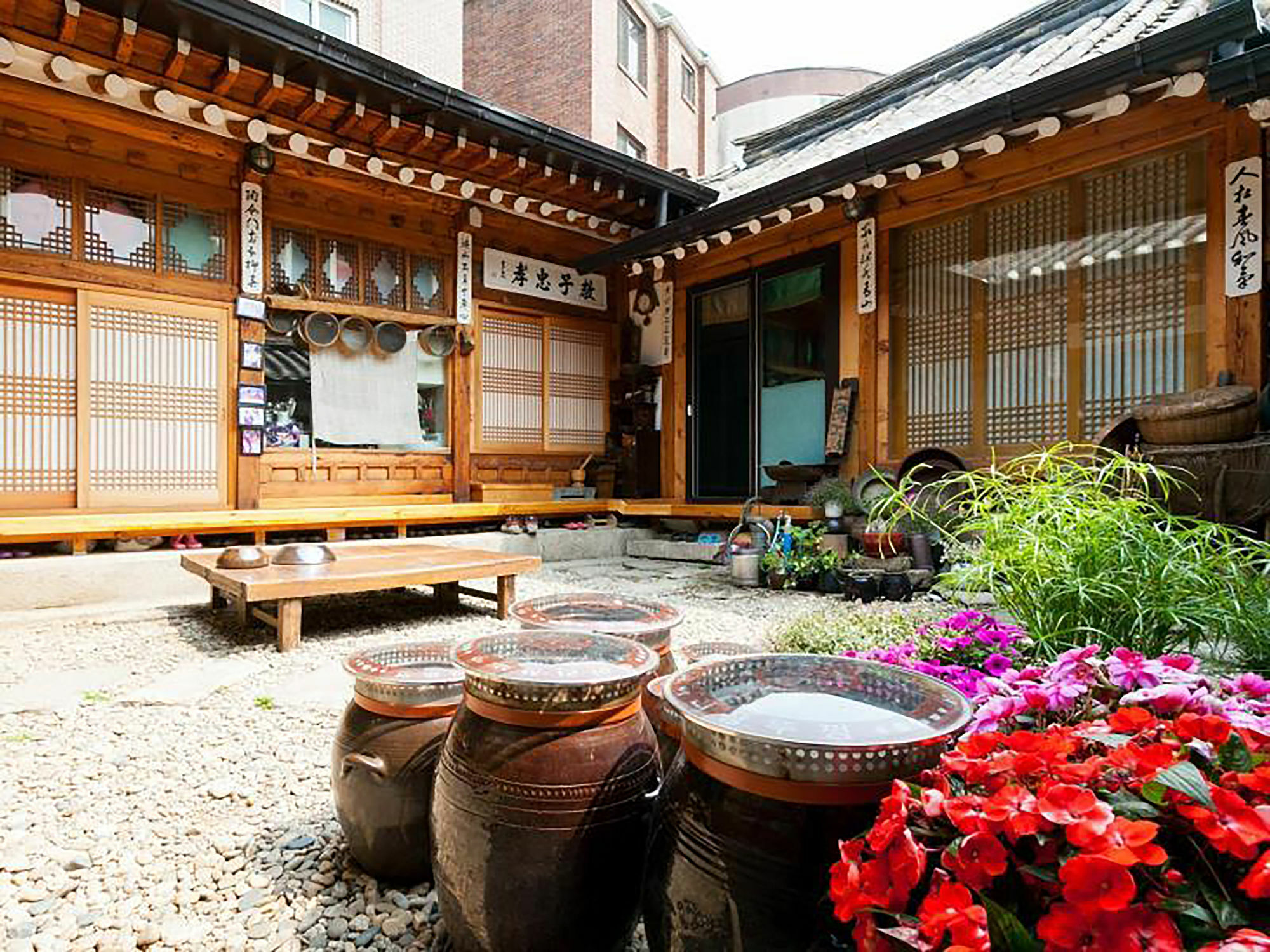 Pangsapuri Eugene Hanok Culture Center Dongdaemun Seoul