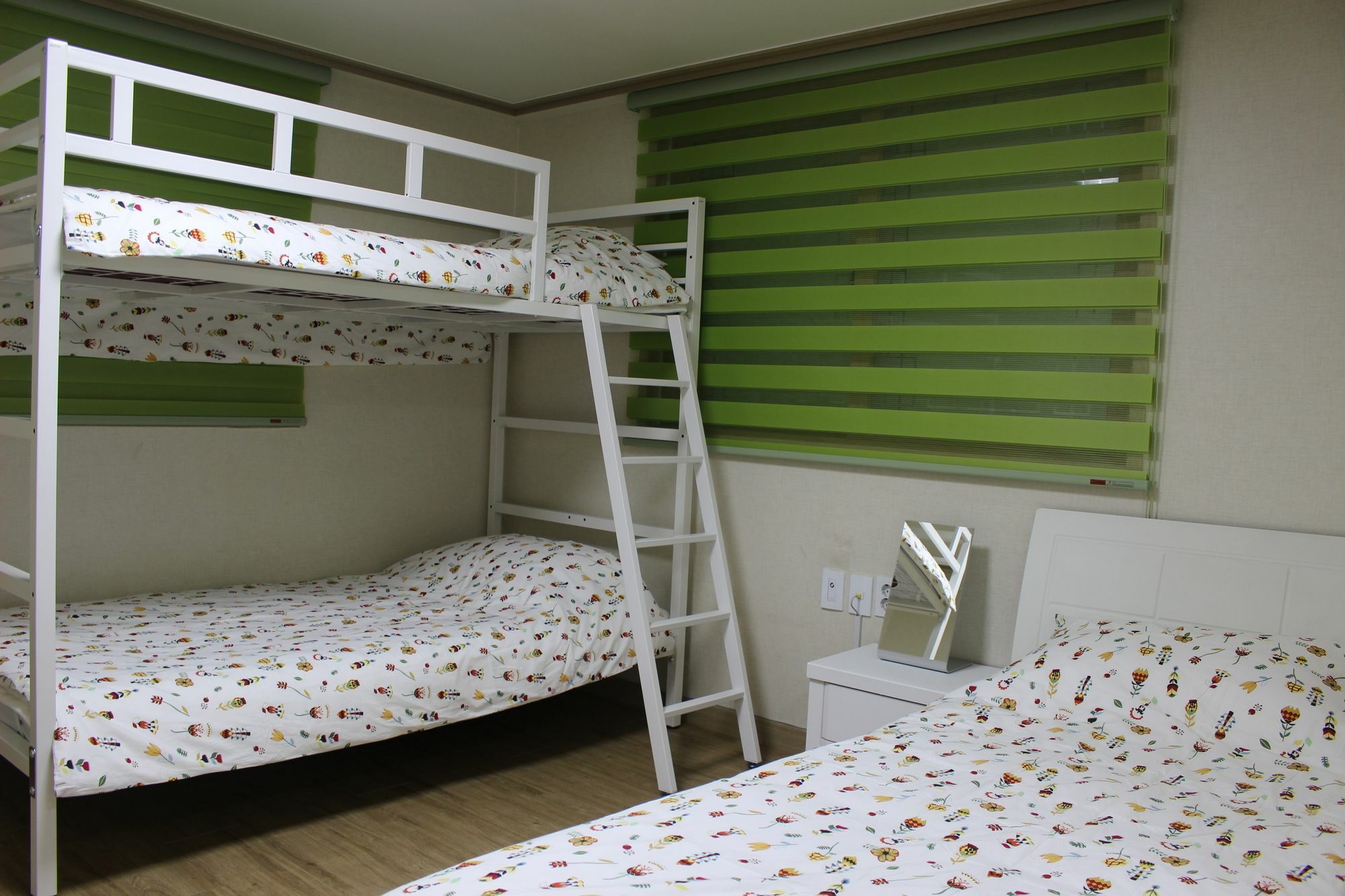 Bunk Hongdae2 Seoul