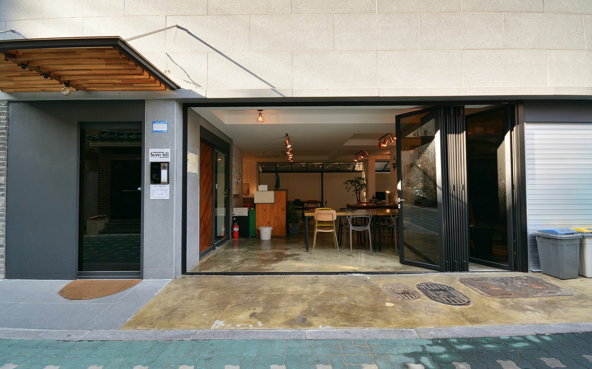 Sunnyhill Hongdae Guest house