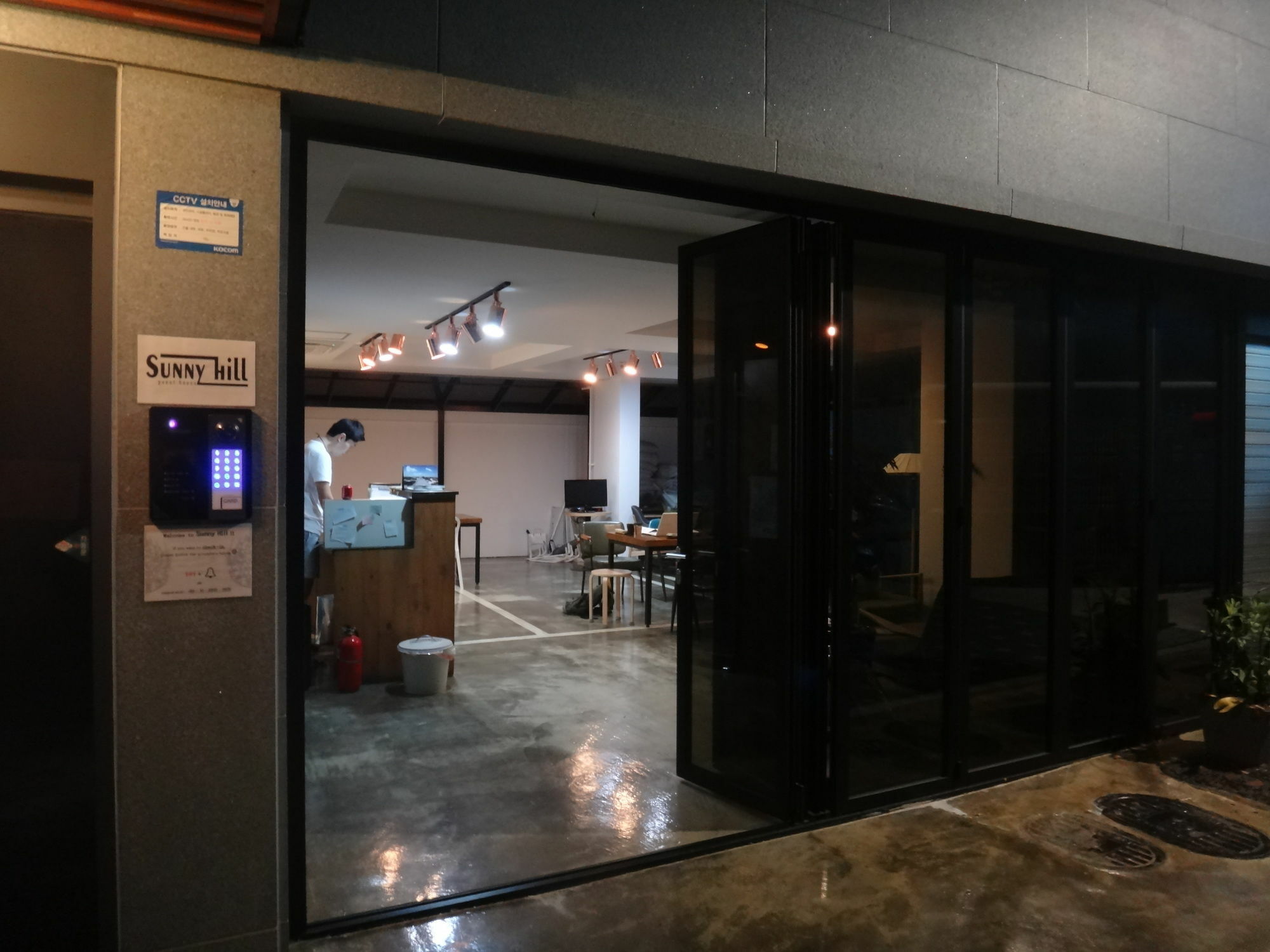 Guest house Sunnyhill Hongdae 2*