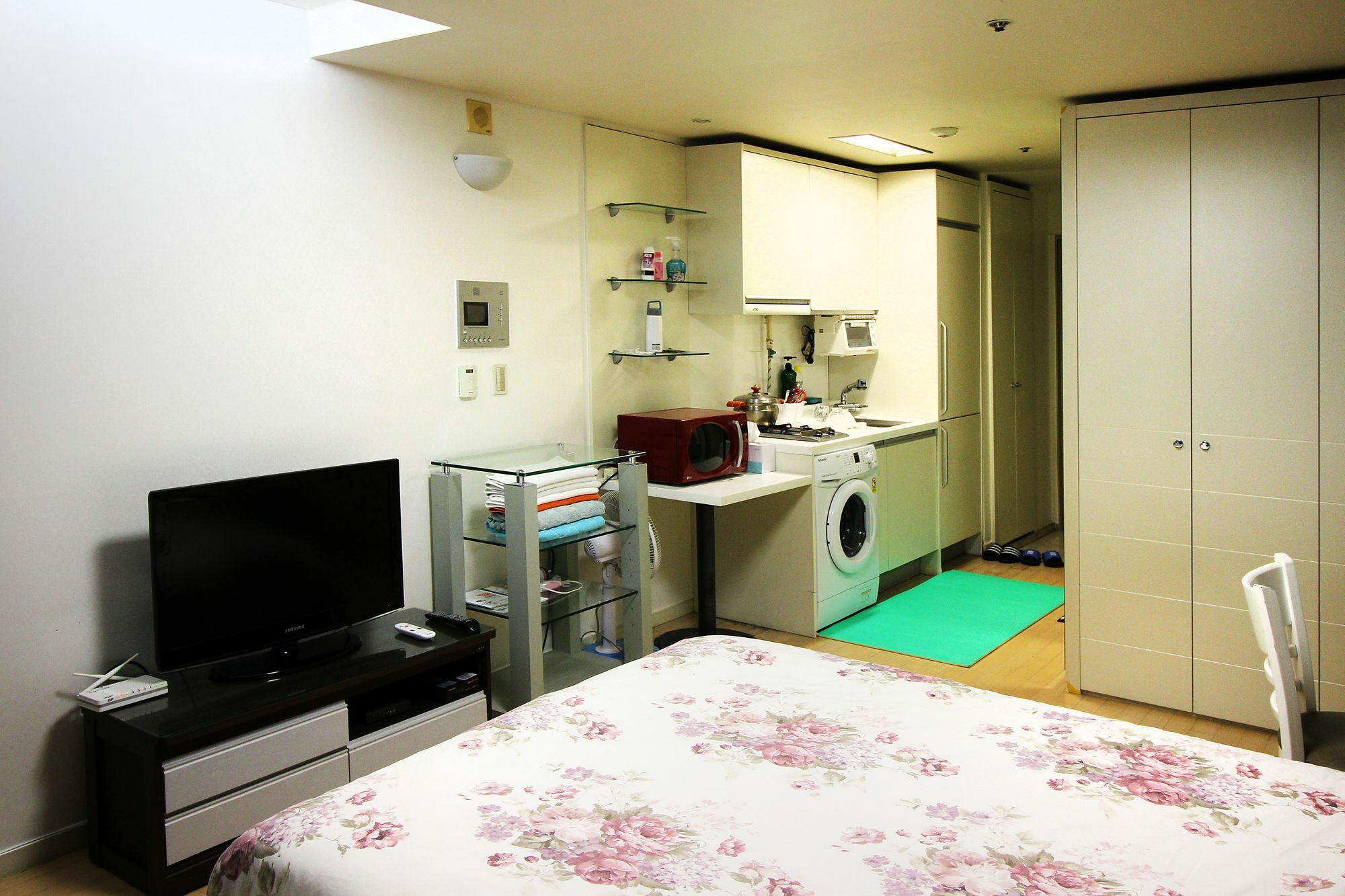 W-house Apartment