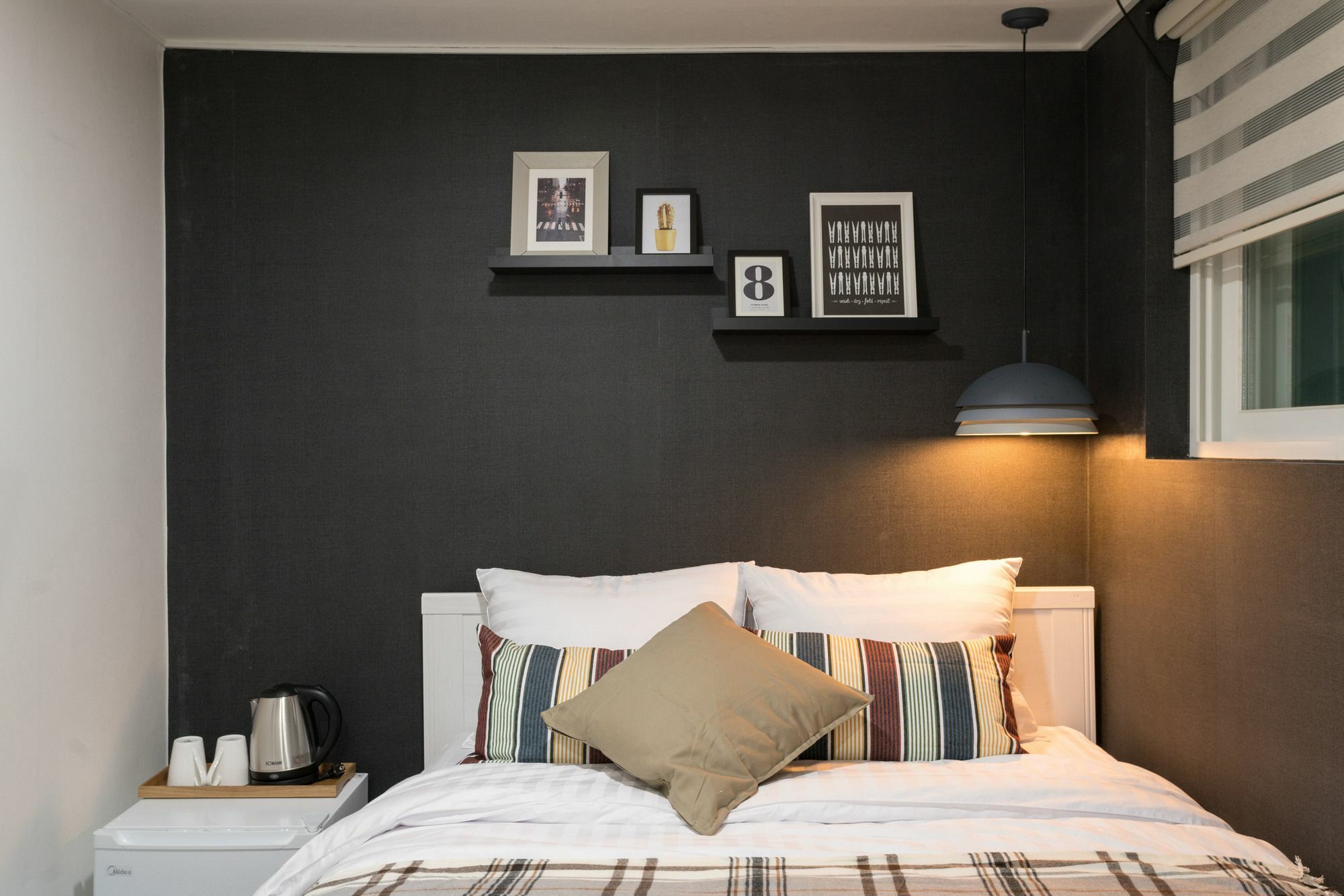 Neat House Hongdae 2*