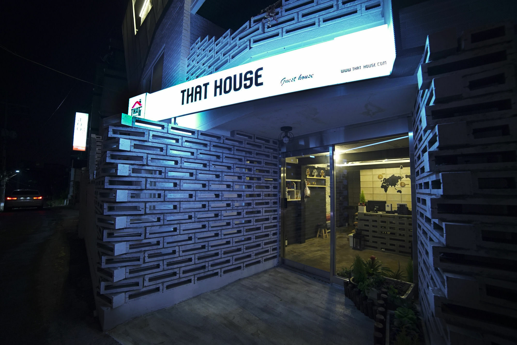 That House Hongdae Guest house 2*