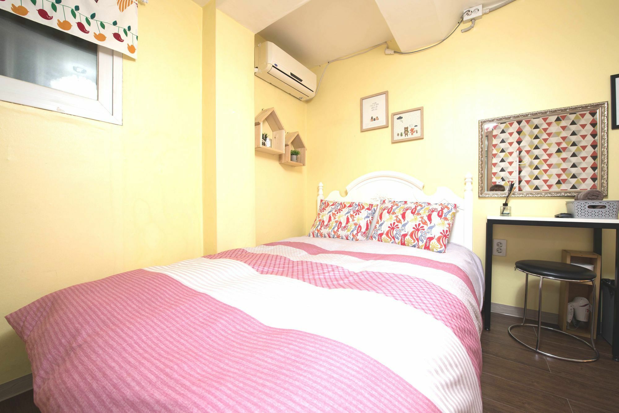 Guest house Hongdae Style 2*
