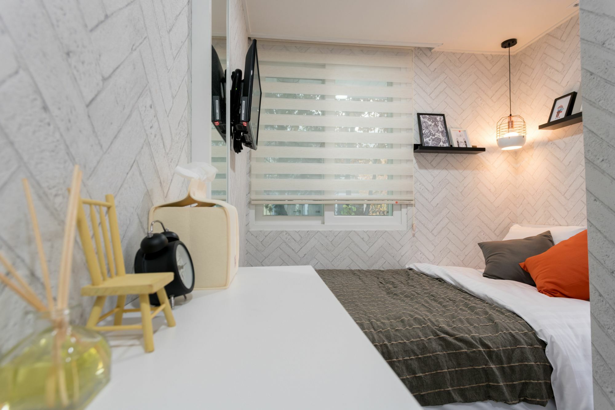 Neat House Hongdae 2*