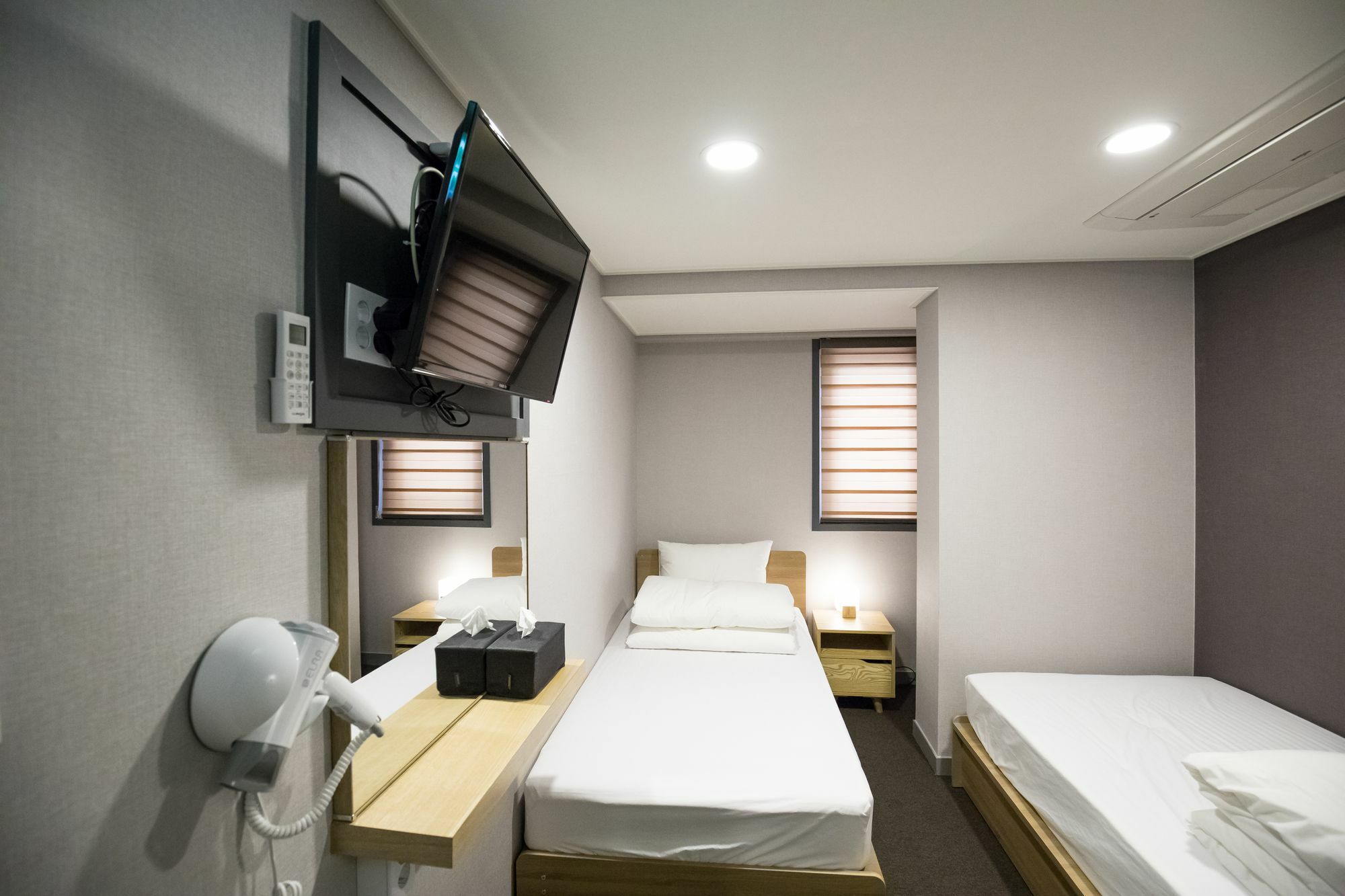 Blue Mountain Myeong-dong Guest house 3*