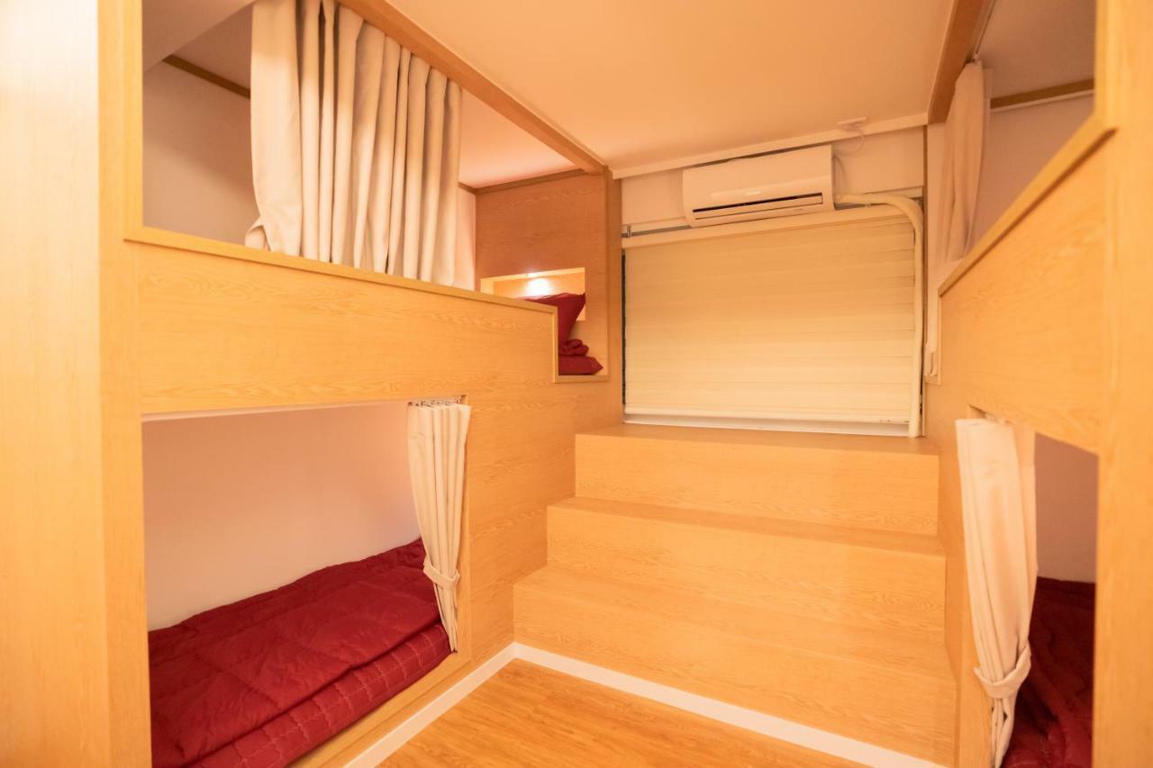 Huayuanhouse Hq In Hongdae Guest house Seoul