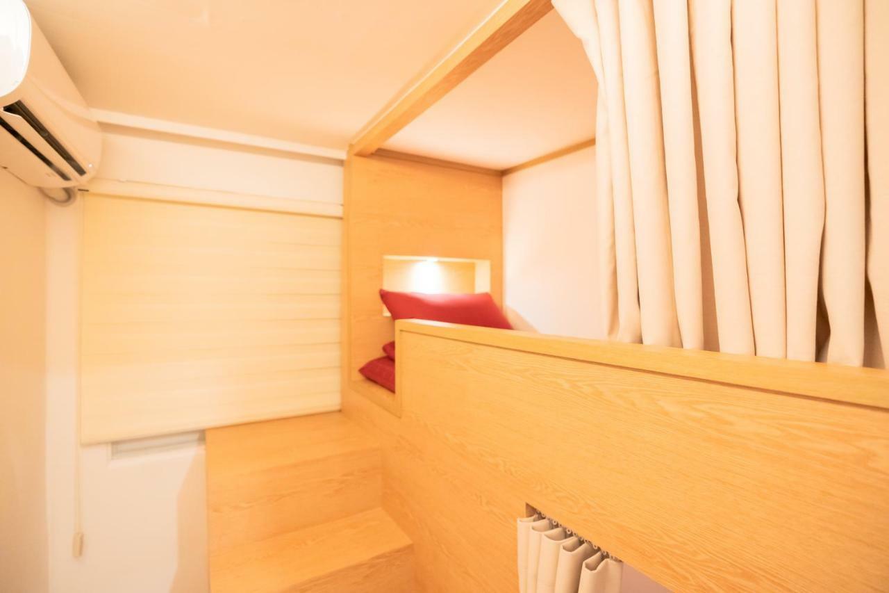 Huayuanhouse Hq In Hongdae