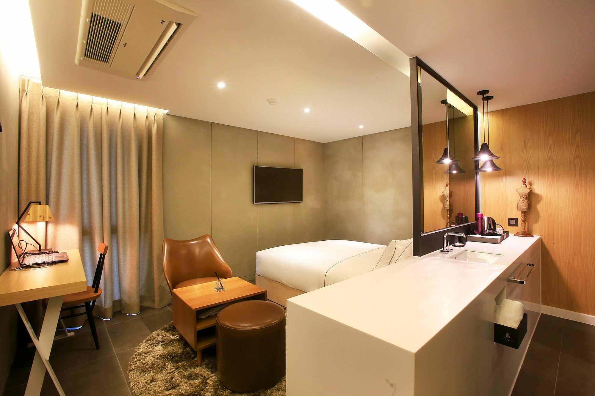 Forestar Motel 2*