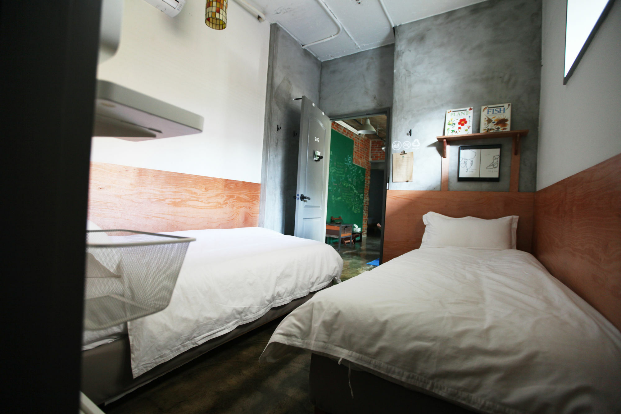 Hongdae Pajamaparty Guest house 2*