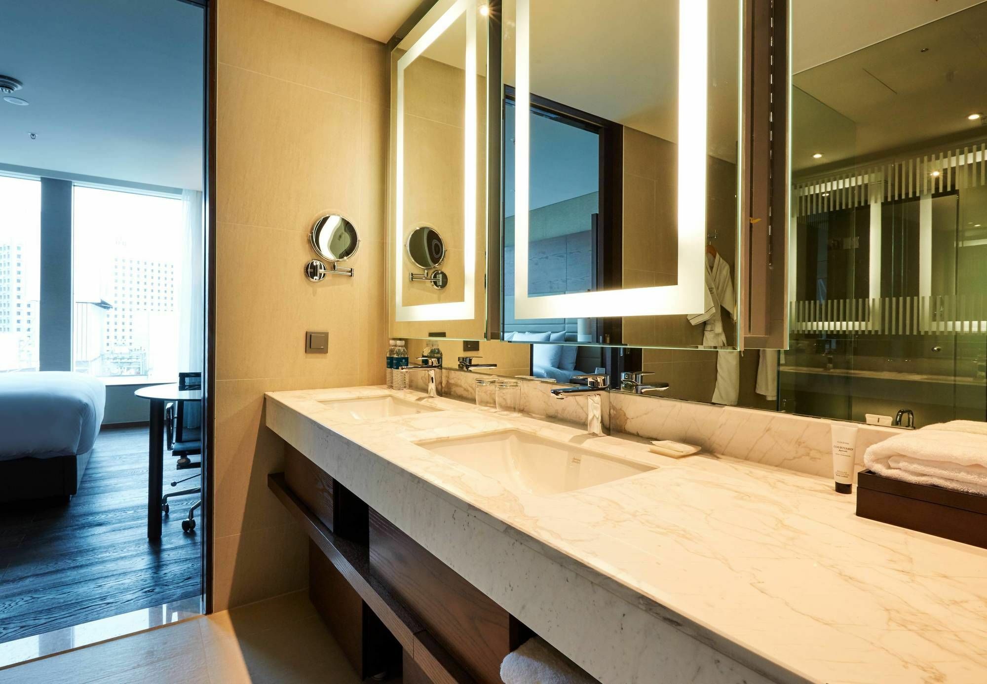 Courtyard By Marriott Namdaemun Hotel Seoul