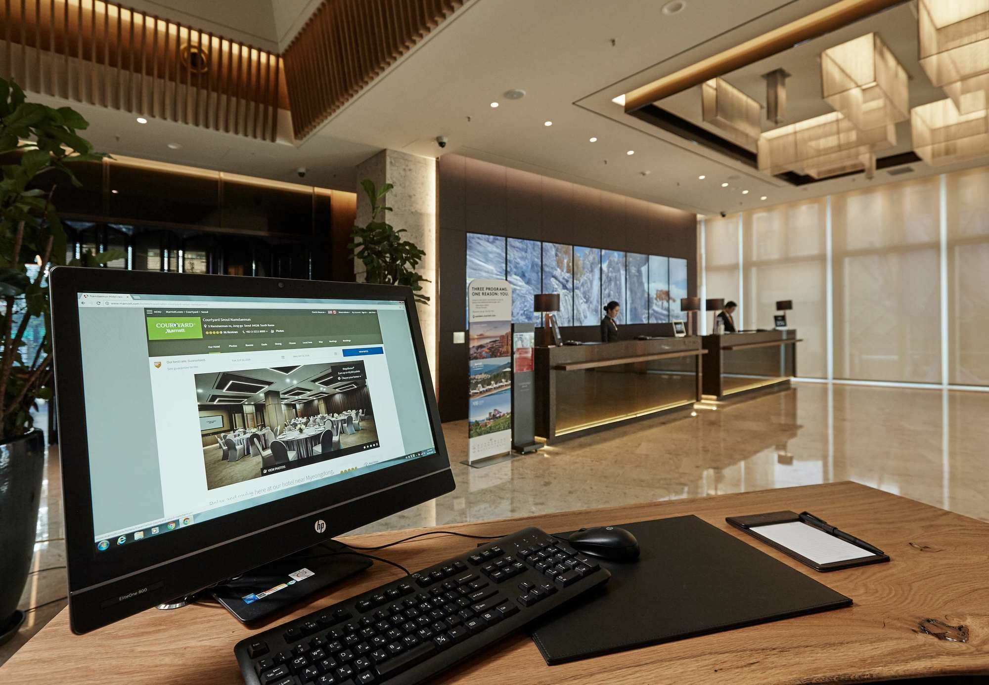 Courtyard By Marriott Namdaemun Hotel 4*