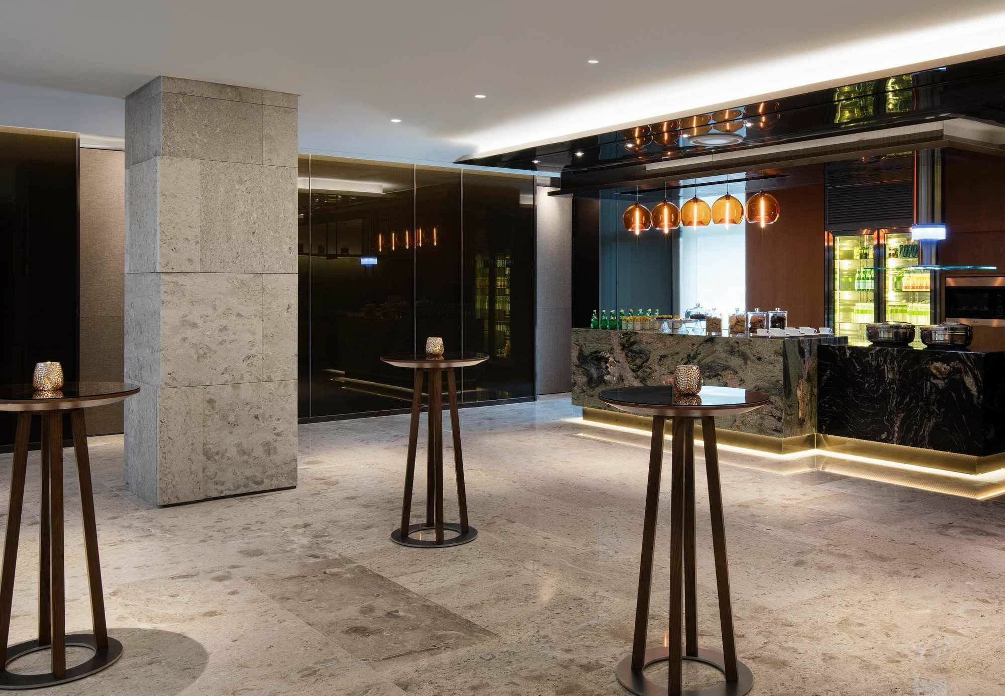 Courtyard By Marriott Namdaemun