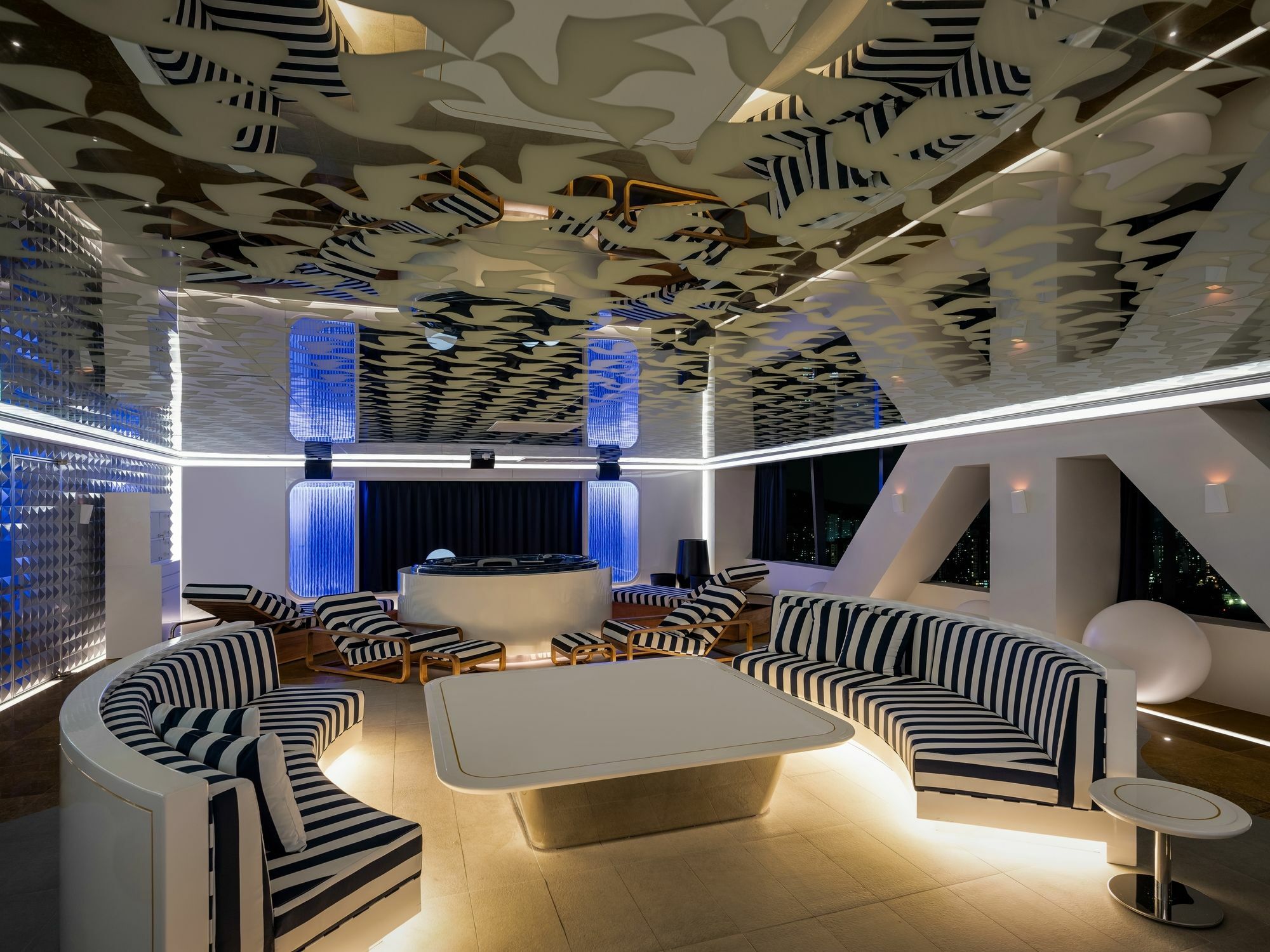 Novotel Ambassador Yongsan Hotel 5*