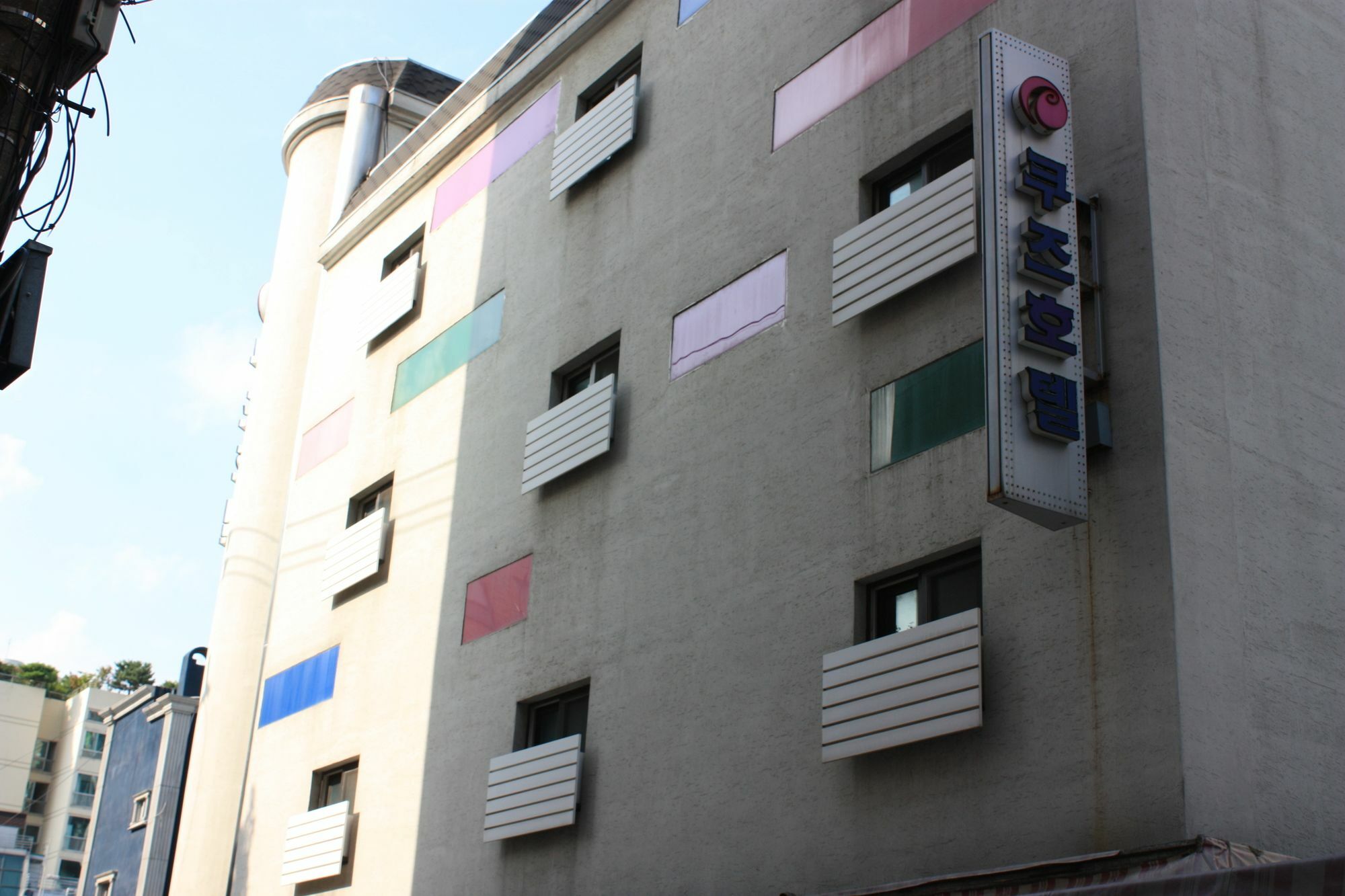 Hotel Coups