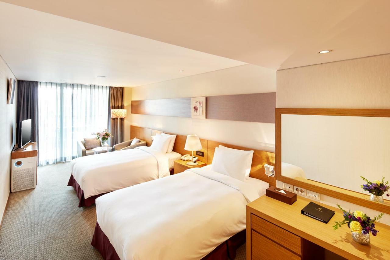 Pj Myeongdong Hotel Seoul