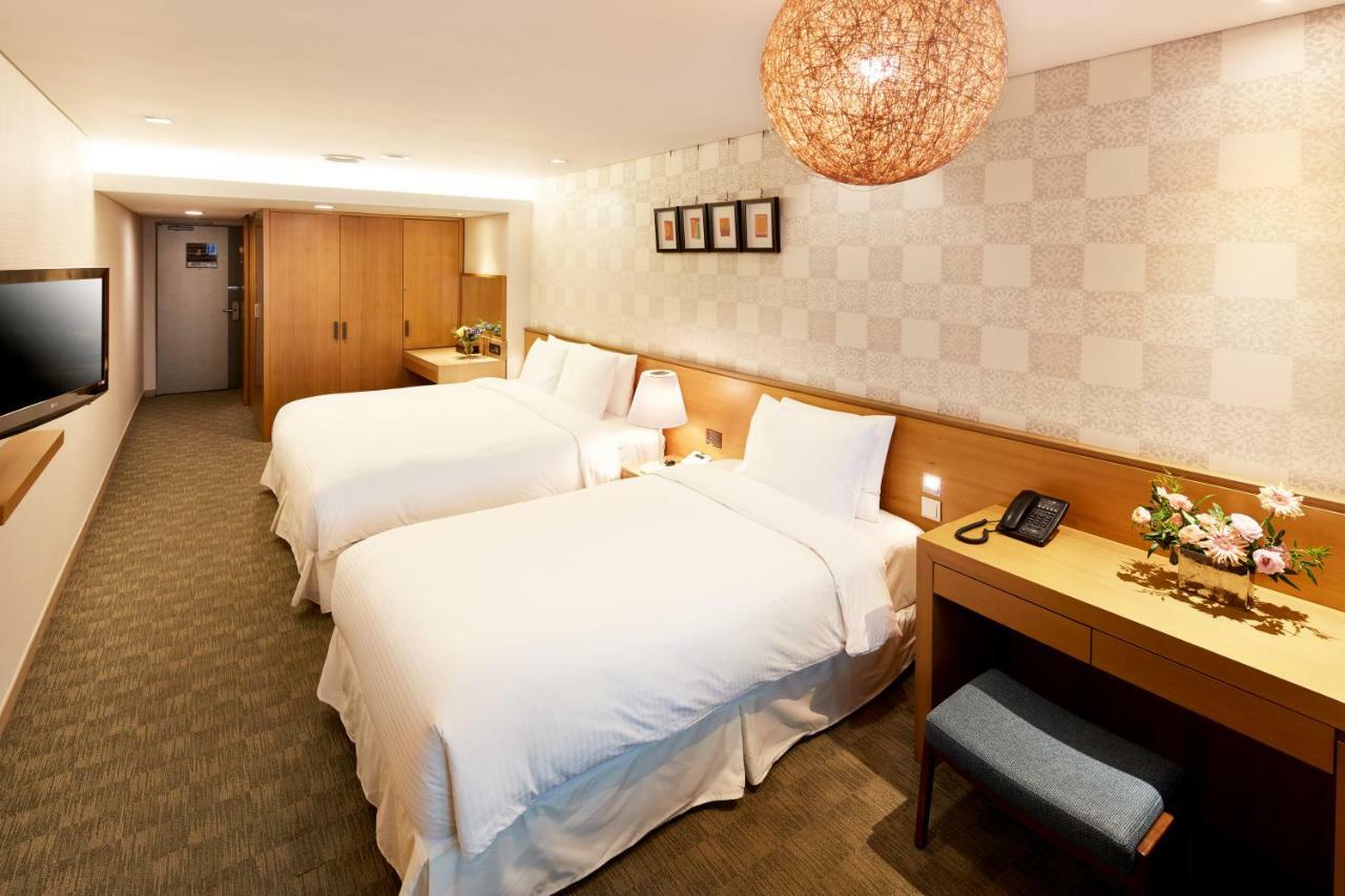 Pj Myeongdong 4* Seoul