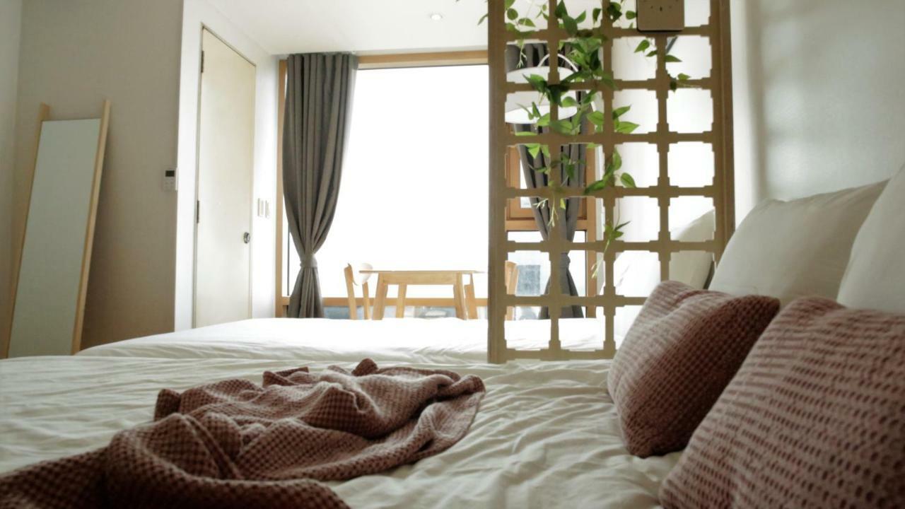 River Pr. Modern Studio. Seoul