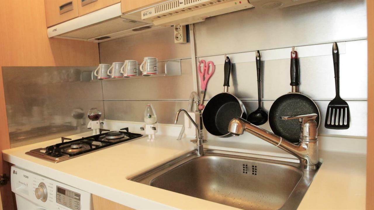 Apartment River Pr. Modern Studio. *