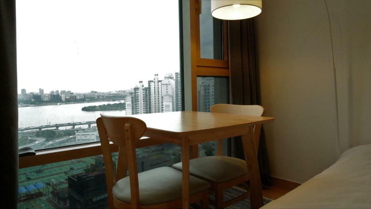 River Pr. Modern Studio. Apartment Seoul