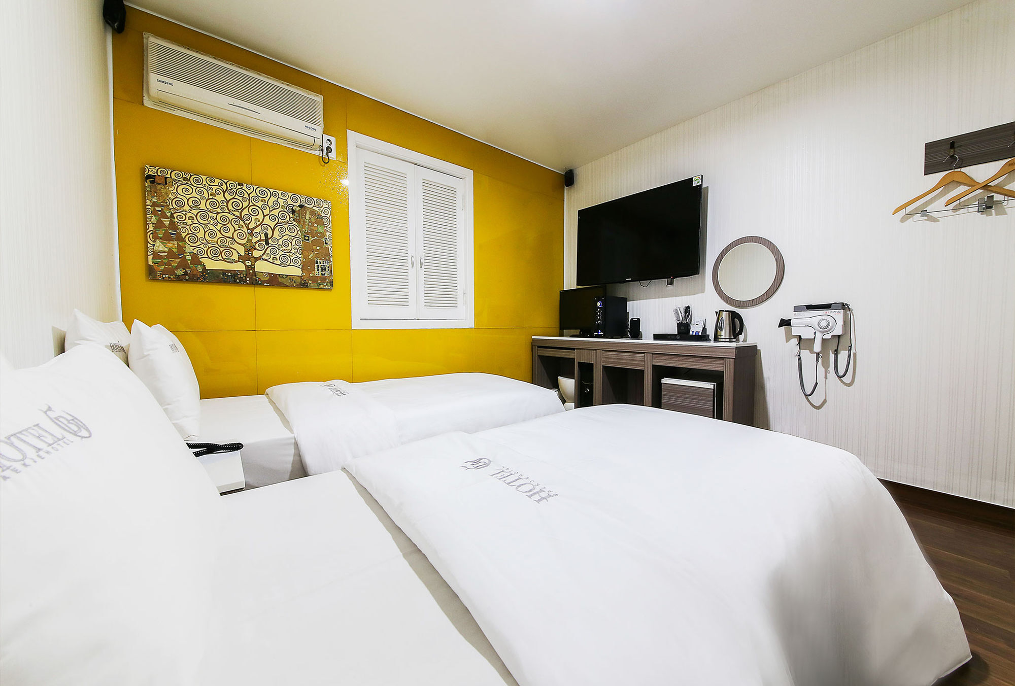 Bj Hotel