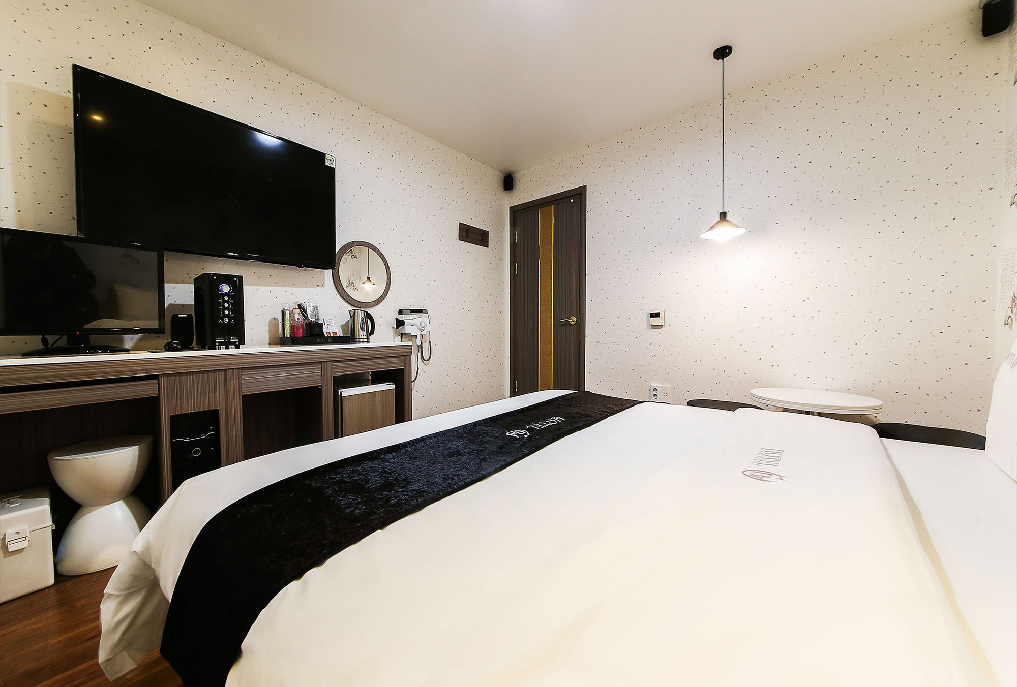 Hotel Bj