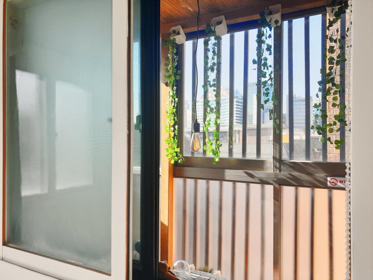 Apartment Hongdae Sunny House A Terrace Seoul