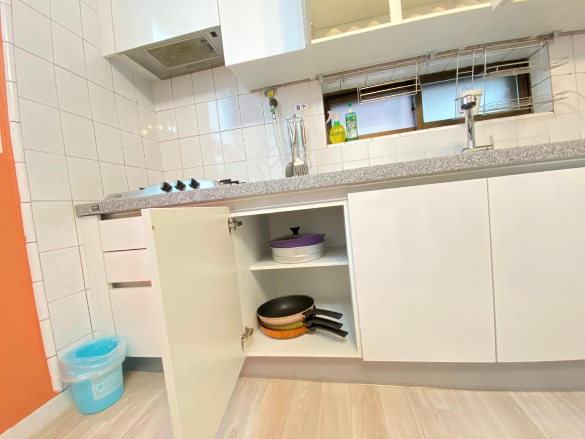 Kang's In Apartment *