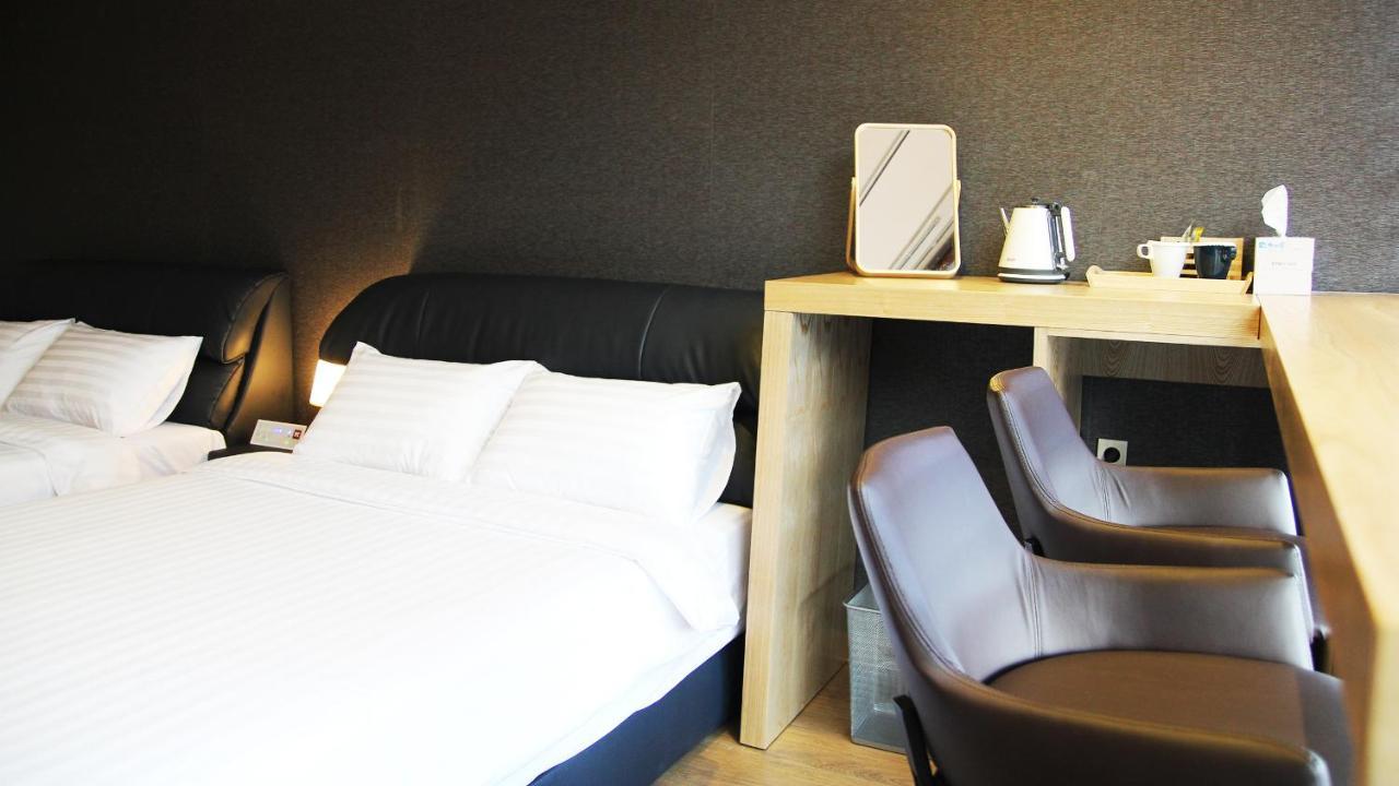 Hotel Mohenic Myeongdong 3*
