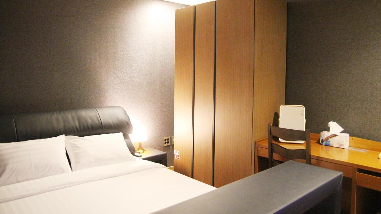 Hotel Mohenic Myeongdong Seul
