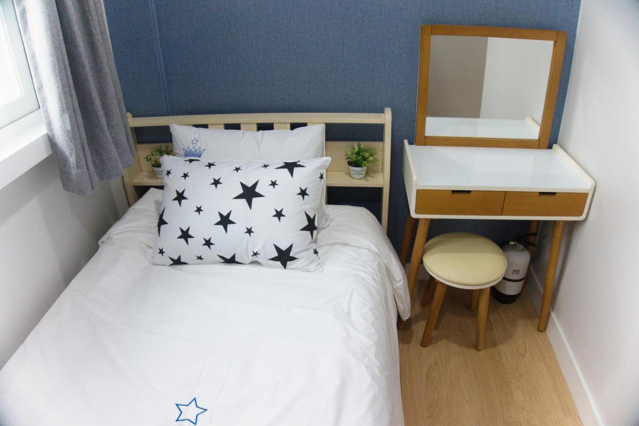 Guest house G-star 2*